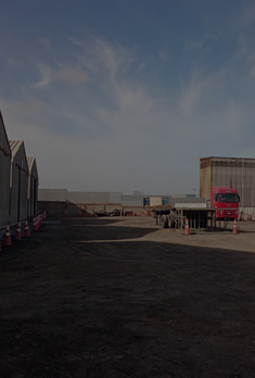 MyC Centro Logístico entregamos soluciones integrales en almacenaje, transporte y arriendo de equipos, adaptadas a las necesidades de cada cliente.